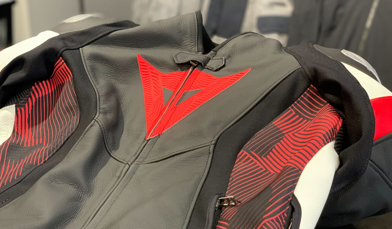 秋冬用バイクジャケット｜ダイネーゼ3モデルの性能とおすすめポイント